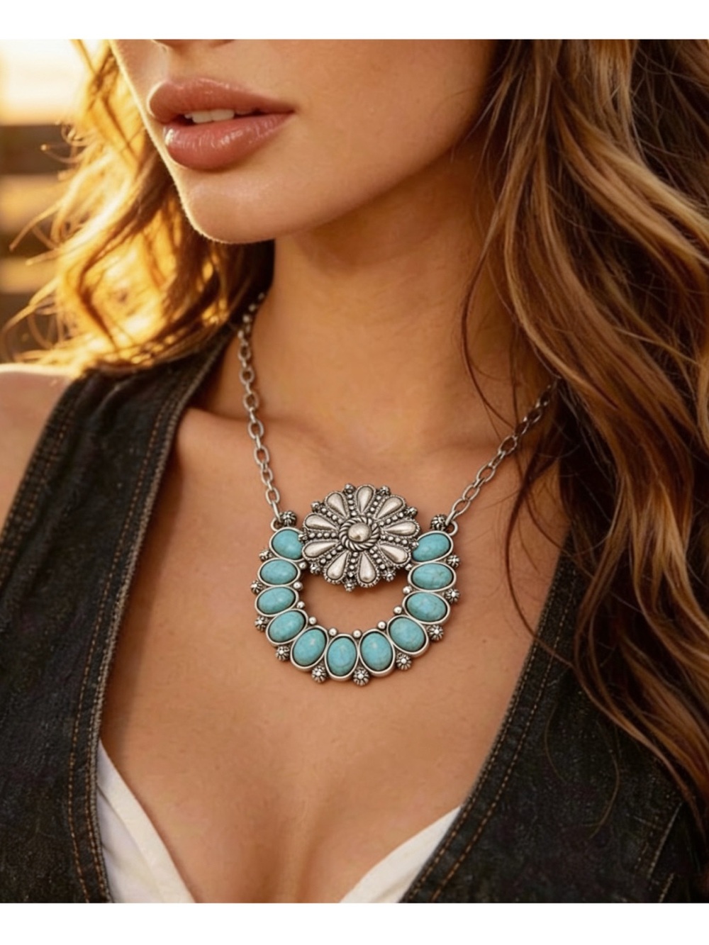 Western floral pendant turquoise stone statement necklace, new!